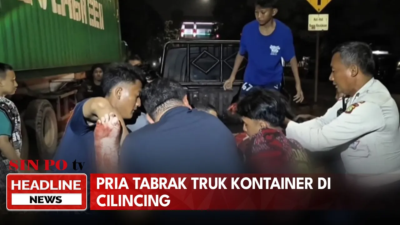 Pria Tabrak Truk Kontainer Di Cilincing