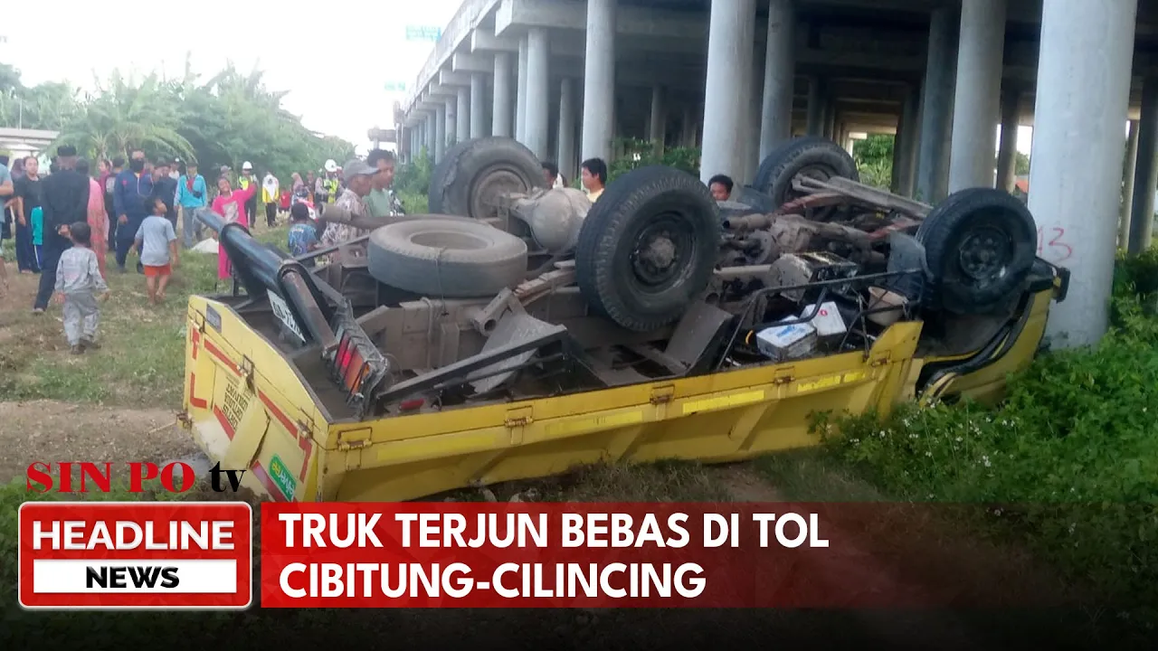 Truk Terjun Bebas di Tol Cibitung-Cilincing