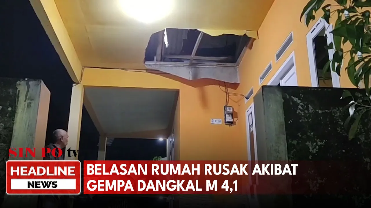 Belasan Rumah Rusak Akibat Gempa Dangkal M 4,1