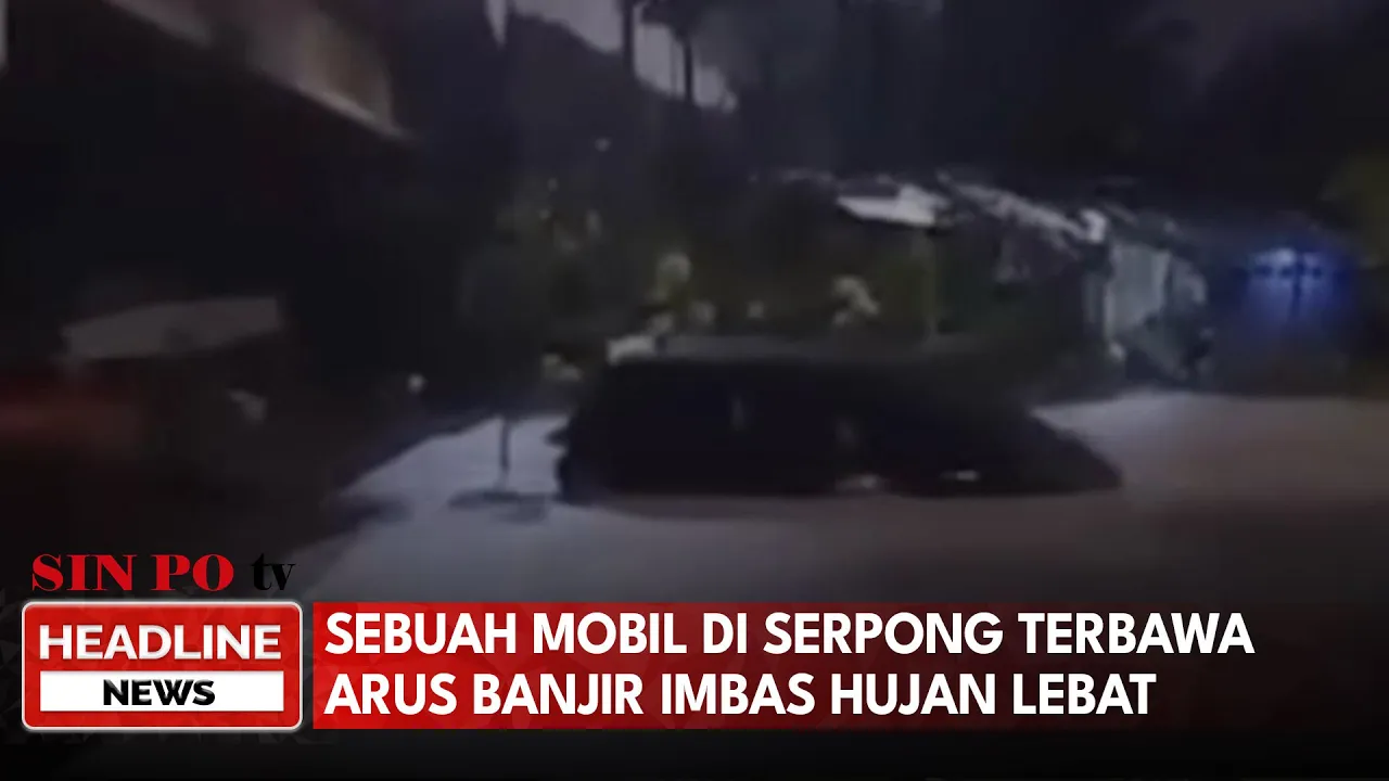 Sebuah Mobil di Serpong Terbawa Arus Banjir Imbas Hujan Lebat