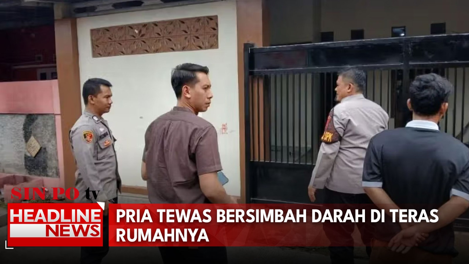 Pria Tewas Bersimbah Darah Di Teras Rumahnya