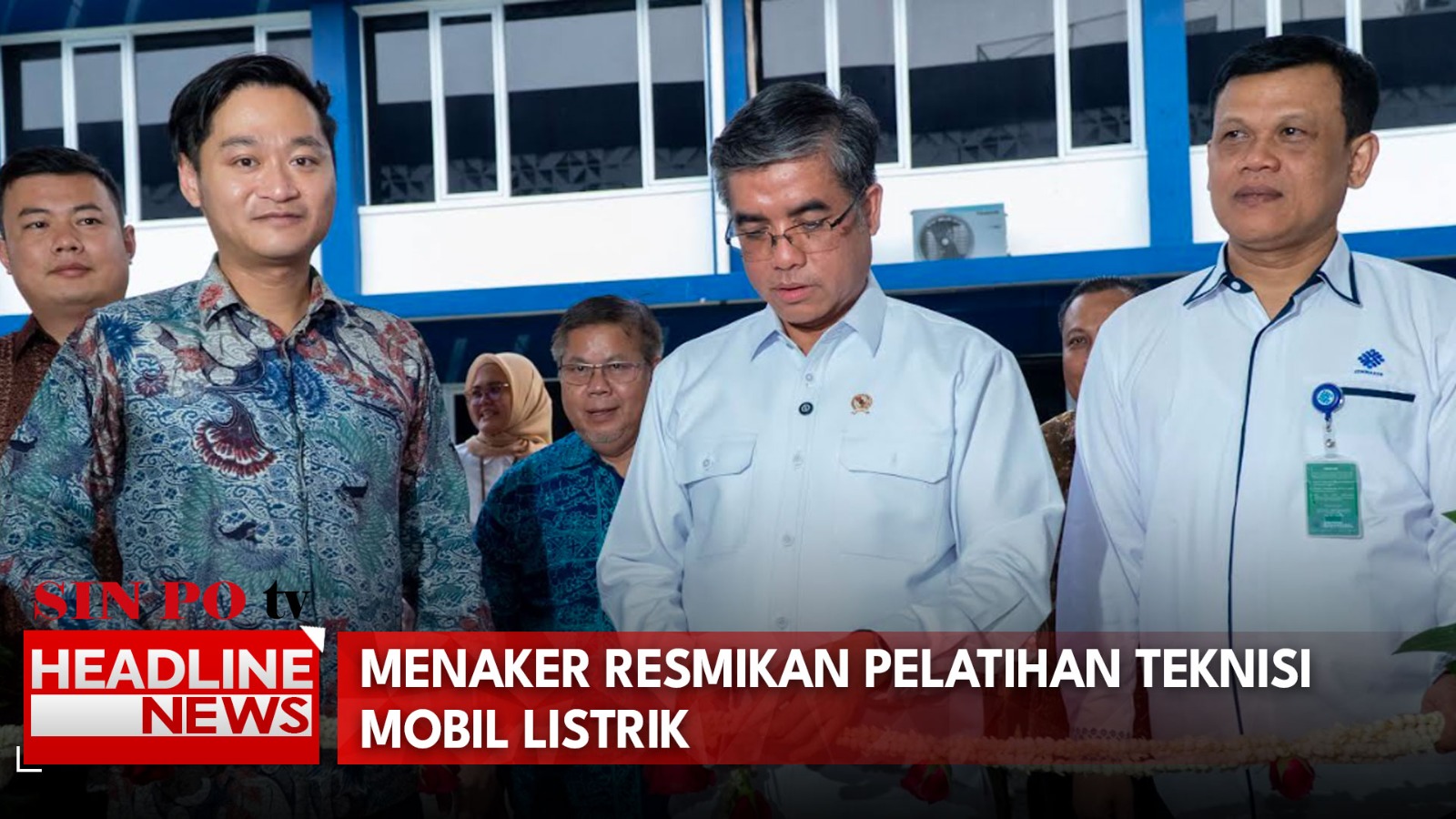 Menaker Resmikan Pelatihan Teknisi Mobil Listrik