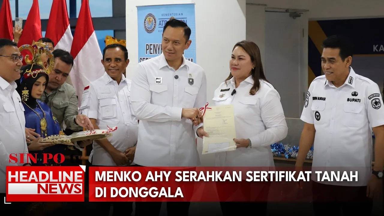 Menko AHY Serahkan Sertifikat Tanah di Donggala