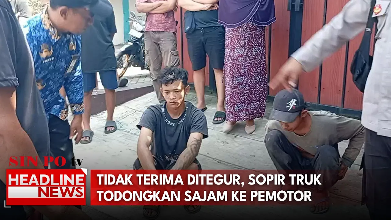 Sopir Truk Todongkan Sajam ke Pemotor