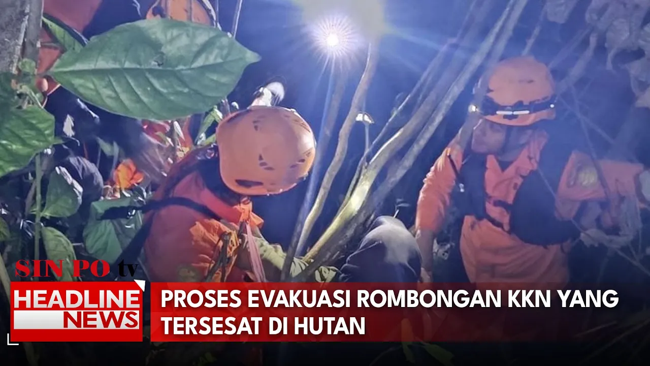Proses Evakuasi Rombongan KKN Yang Tersesat di Hutan