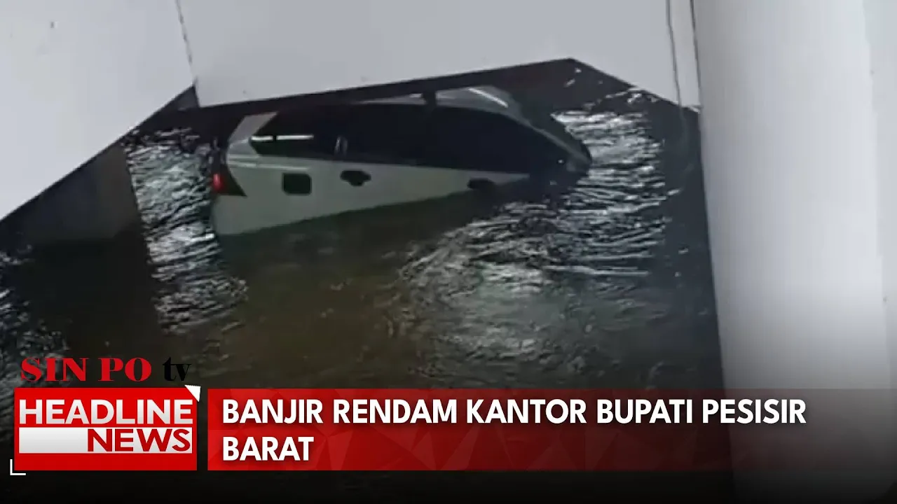 Banjir Rendam Kantor Bupati Pesisir Barat