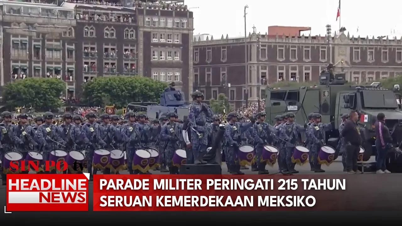 Parade Militer Peringati 215 Tahun Seruan Kemerdekaan Meksiko