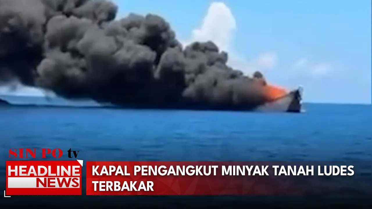 Kapal Pengangkut Minyak Tanah Ludes Terbakar