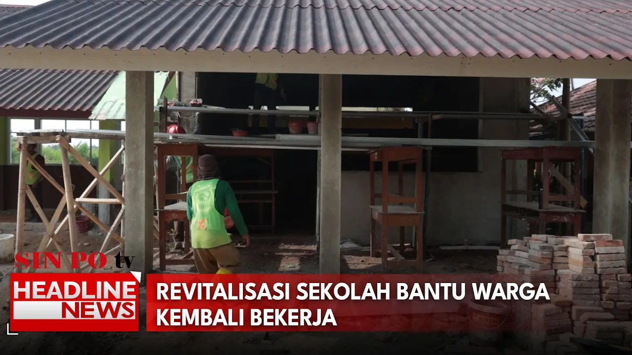 Revitalisasi Sekolah Bantu Warga Kembali Bekerja