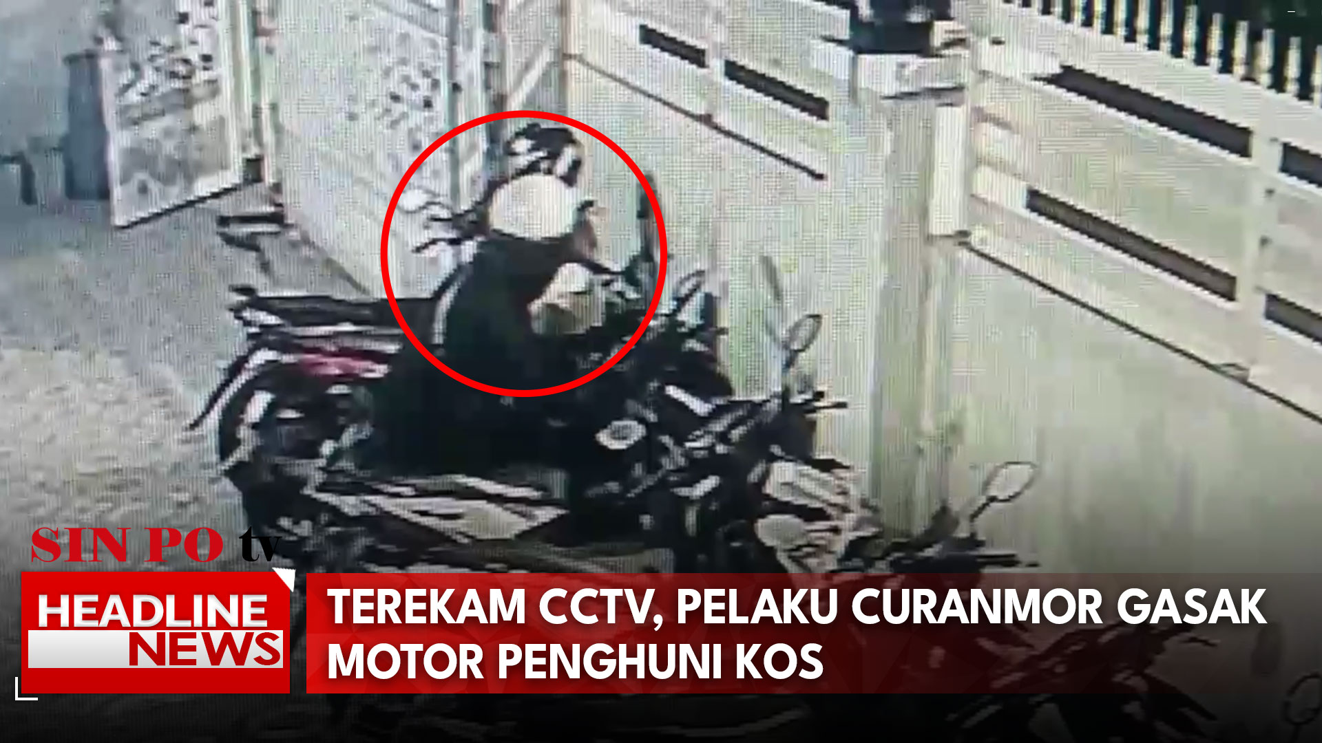 Terekam CCTV, Pelaku Curanmor Gasak Motor Penghuni Kos