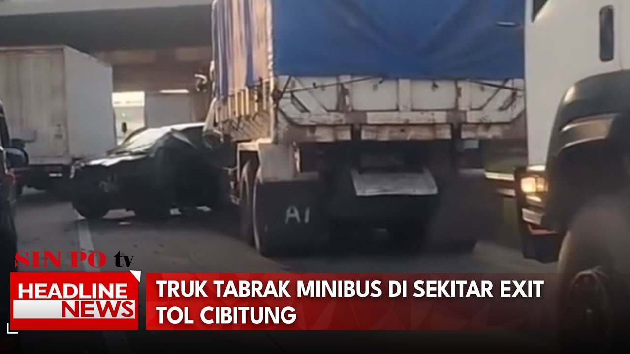 Truk Tabrak Minibus Di Sekitar Exit Tol Cibitung