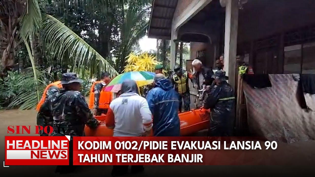 Kodim 0102/Pidie Evakuasi Lansia 90 Tahun Terjebak Banjir