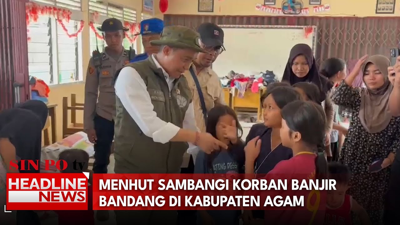 Menhut Sambangi Korban Banjir Bandang di Kabupaten Agam