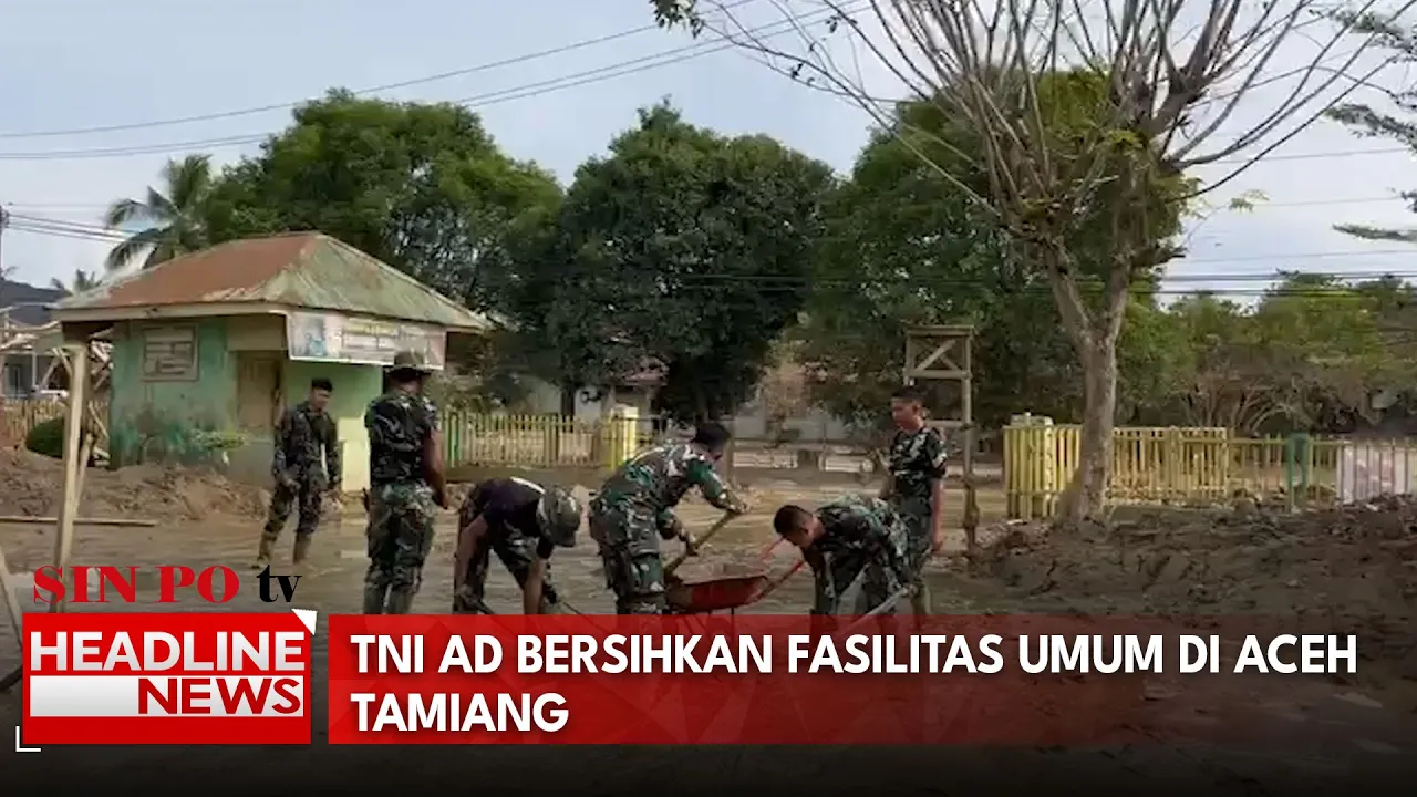 TNI AD Bersihkan Fasilitas Umum di Aceh Tamiang