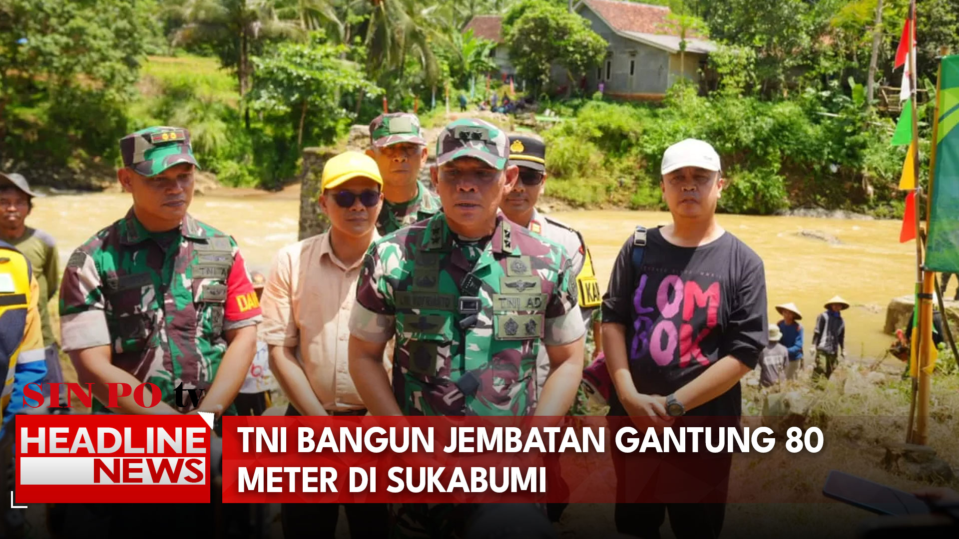TNI Bangun Jembatan Gantung 80 Meter di Sukabumi