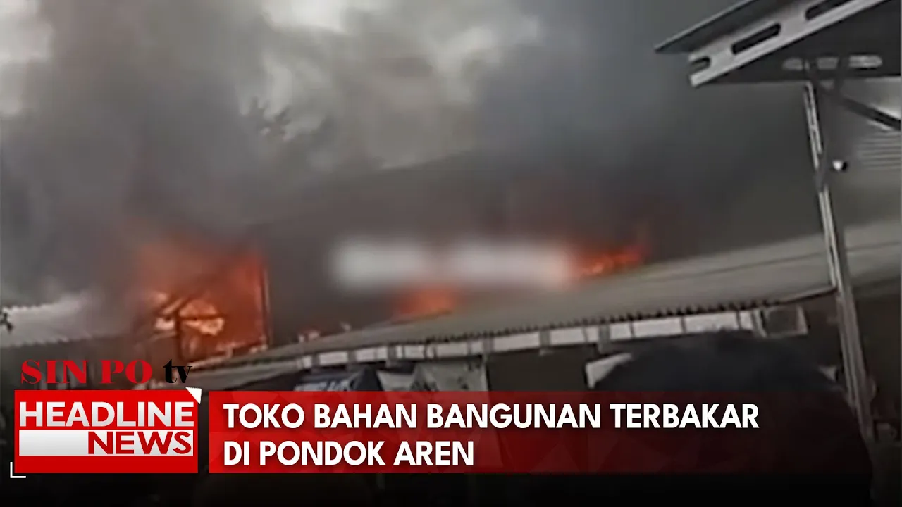 Toko Bahan Bangunan Terbakar di Pondok Aren