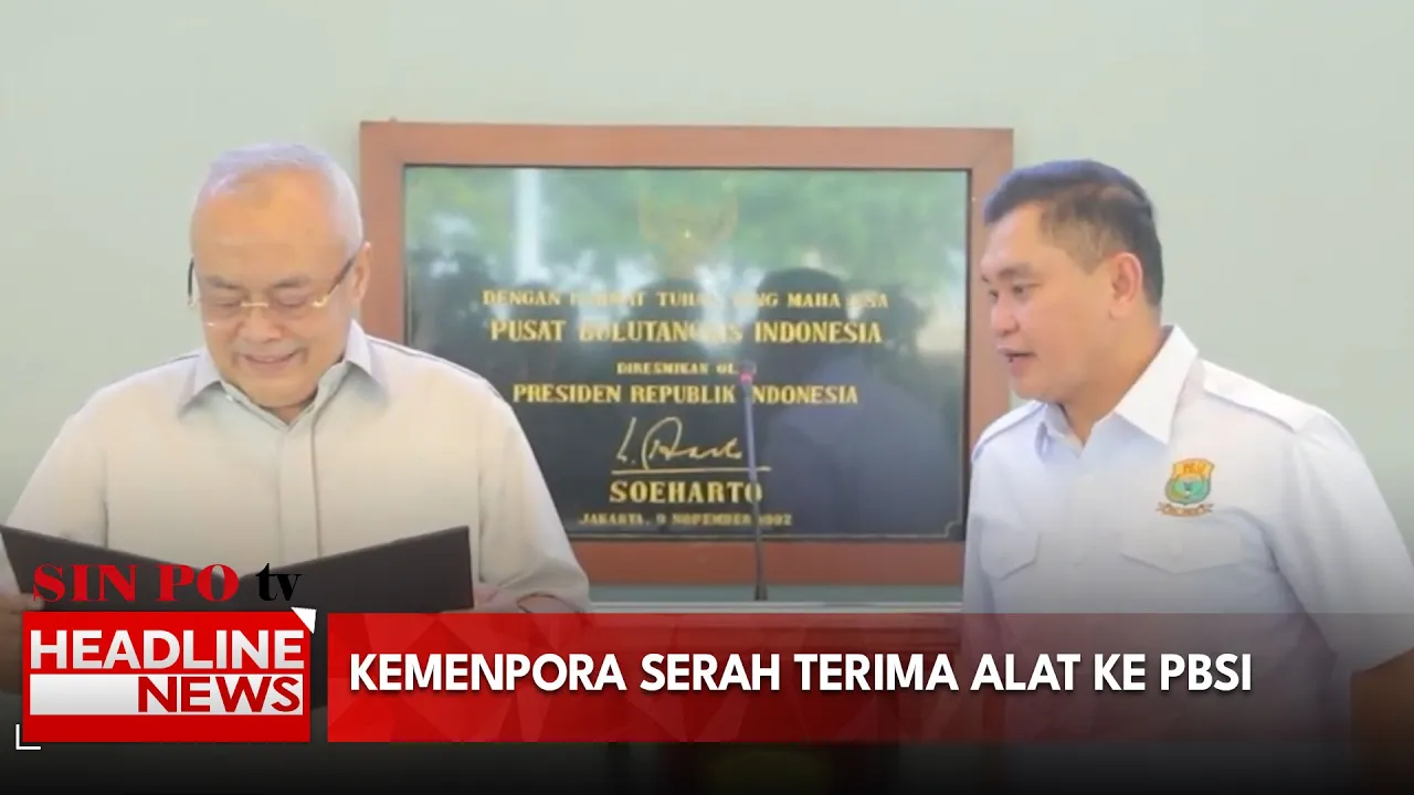 Kemenpora Serah Terima Alat Ke PBSI