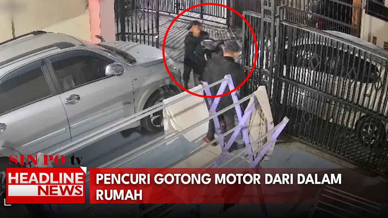 Pencuri Gotong Motor Dari Dalam Rumah