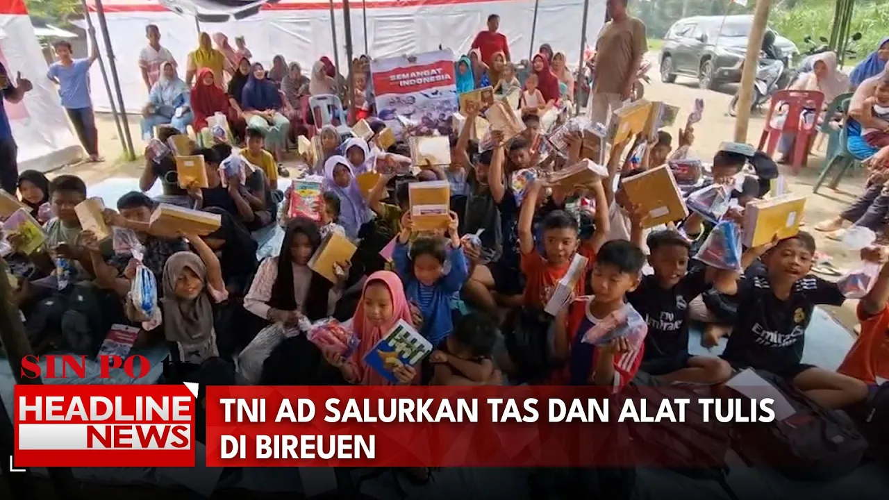 TNI AD Salurkan Tas Dan Alat Tulis Di Bireuen