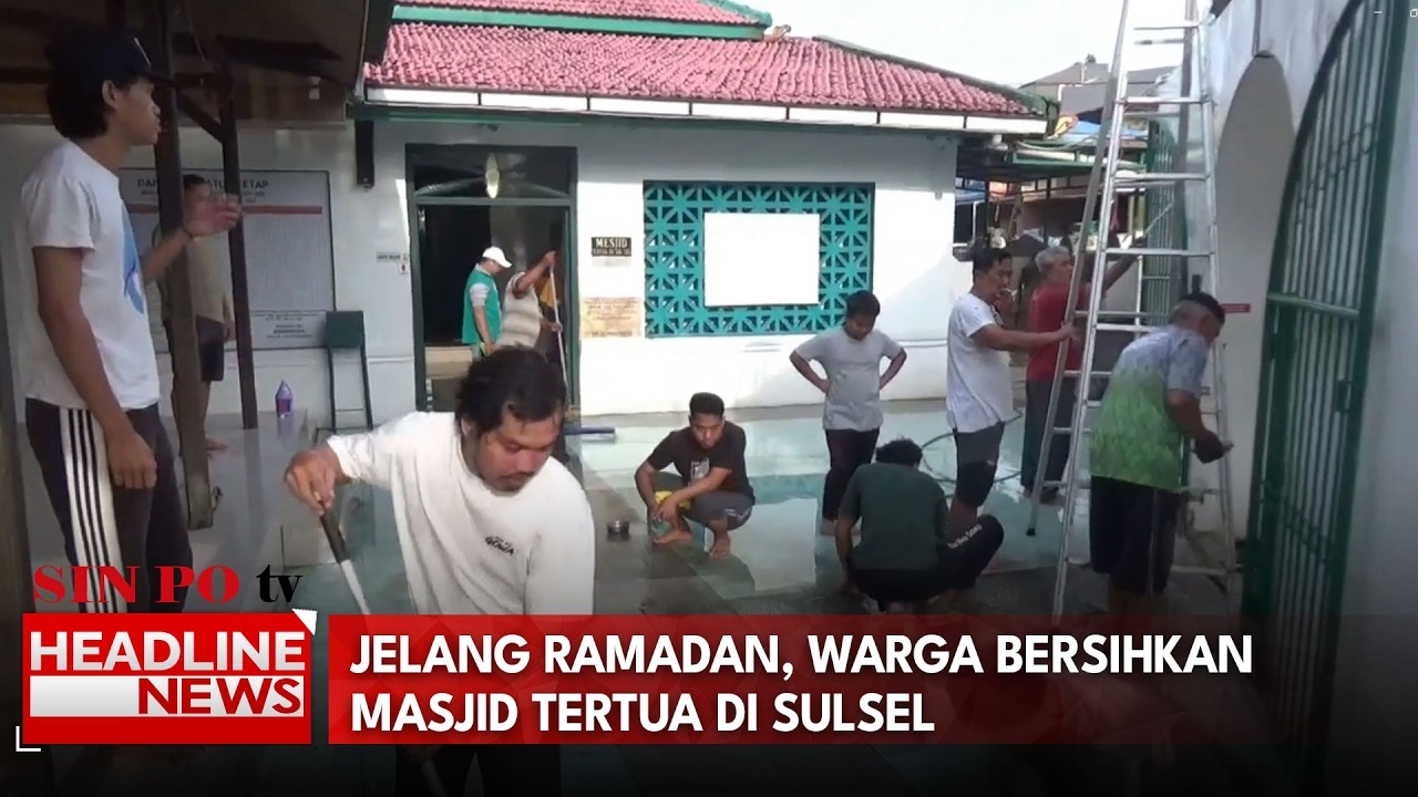 Jelang Ramadan, Warga Bersihkan Masjid Tertua Di Sulsel