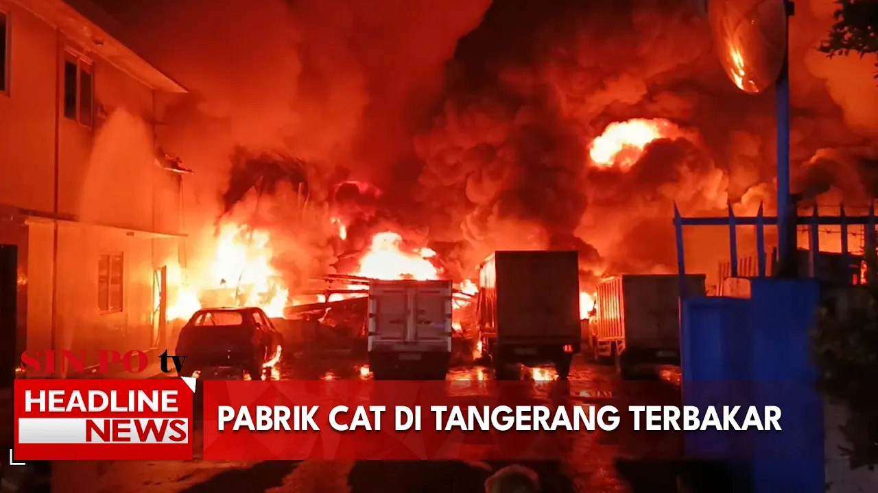 Pabrik Cat di Tangerang Terbakar