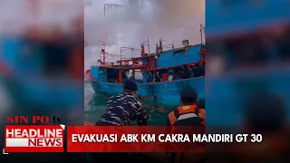 Evakuasi ABK KM Cakra Mandiri GT 30