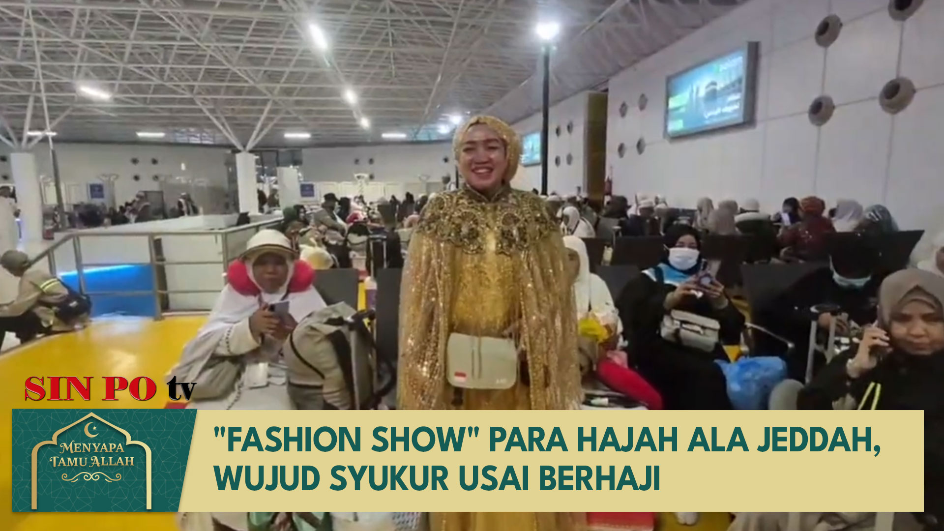 "Fashion Show" Para Hajah Ala Jeddah, Wujud Syukur Usai Berhaji