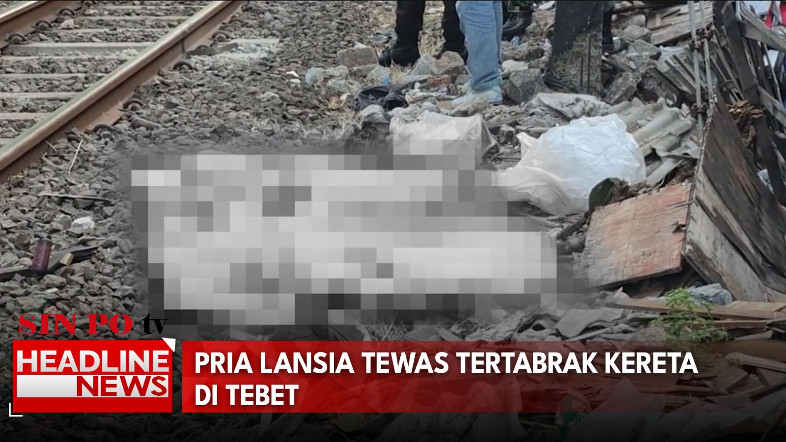 Pria Lansia Tewas Tertabrak Kereta Di Tebet
