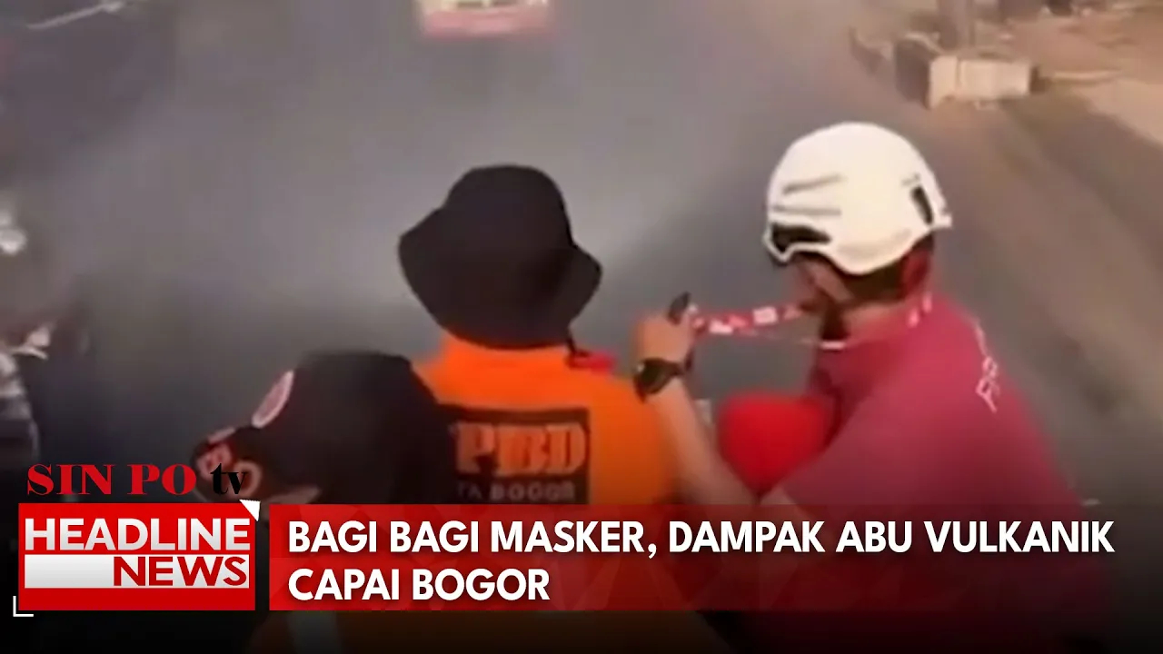 Bagi Bagi Masker, Dampak Abu Vulkanik Capai Bogor