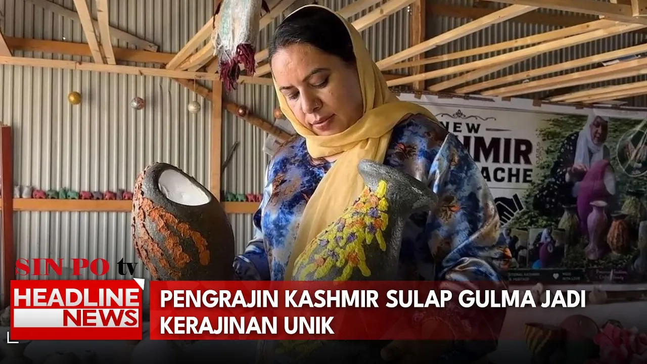 Pengrajin Kashmir Sulap Gulma Jadi Kerajinan Unik