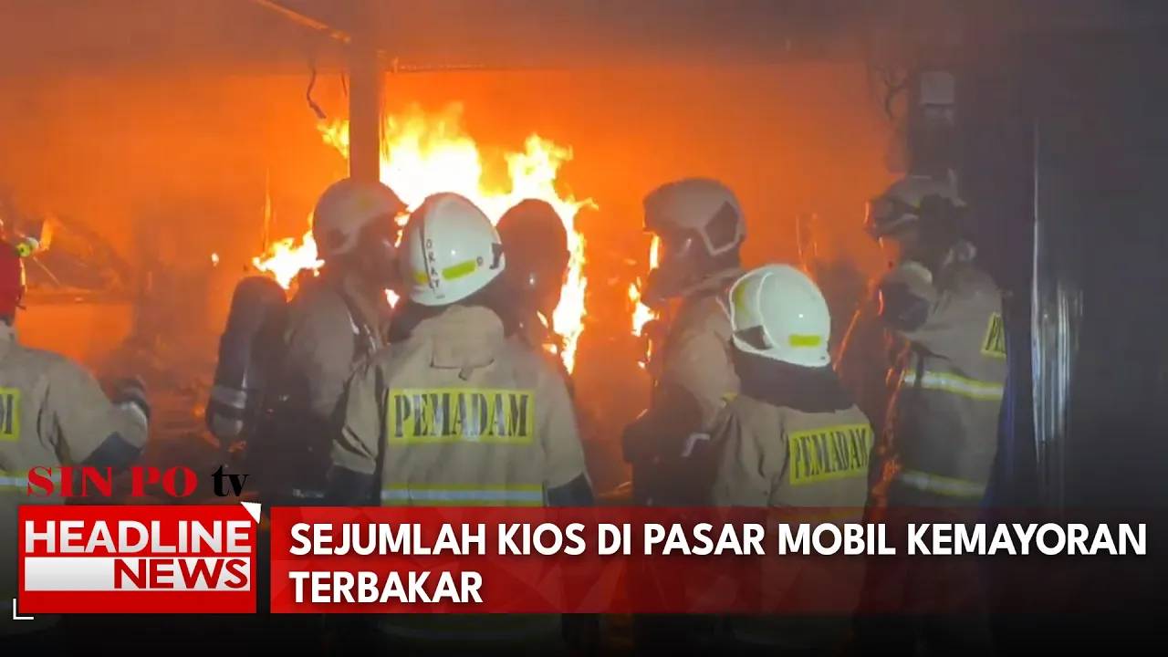 Sejumlah Kios di Pasar Mobil Kemayoran Terbakar