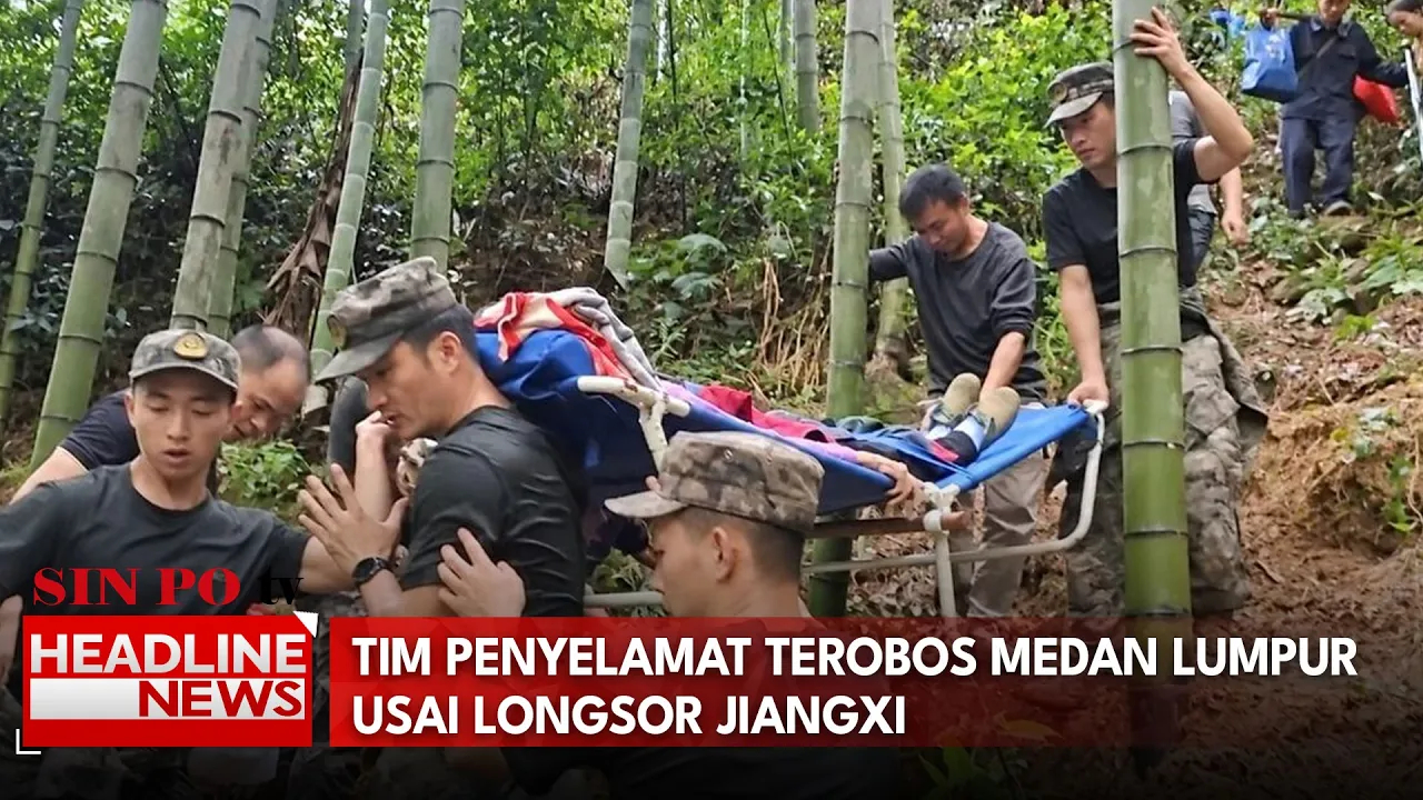 Tim Penyelamat Terobos Medan Lumpur Usai Longsor Jiangxi