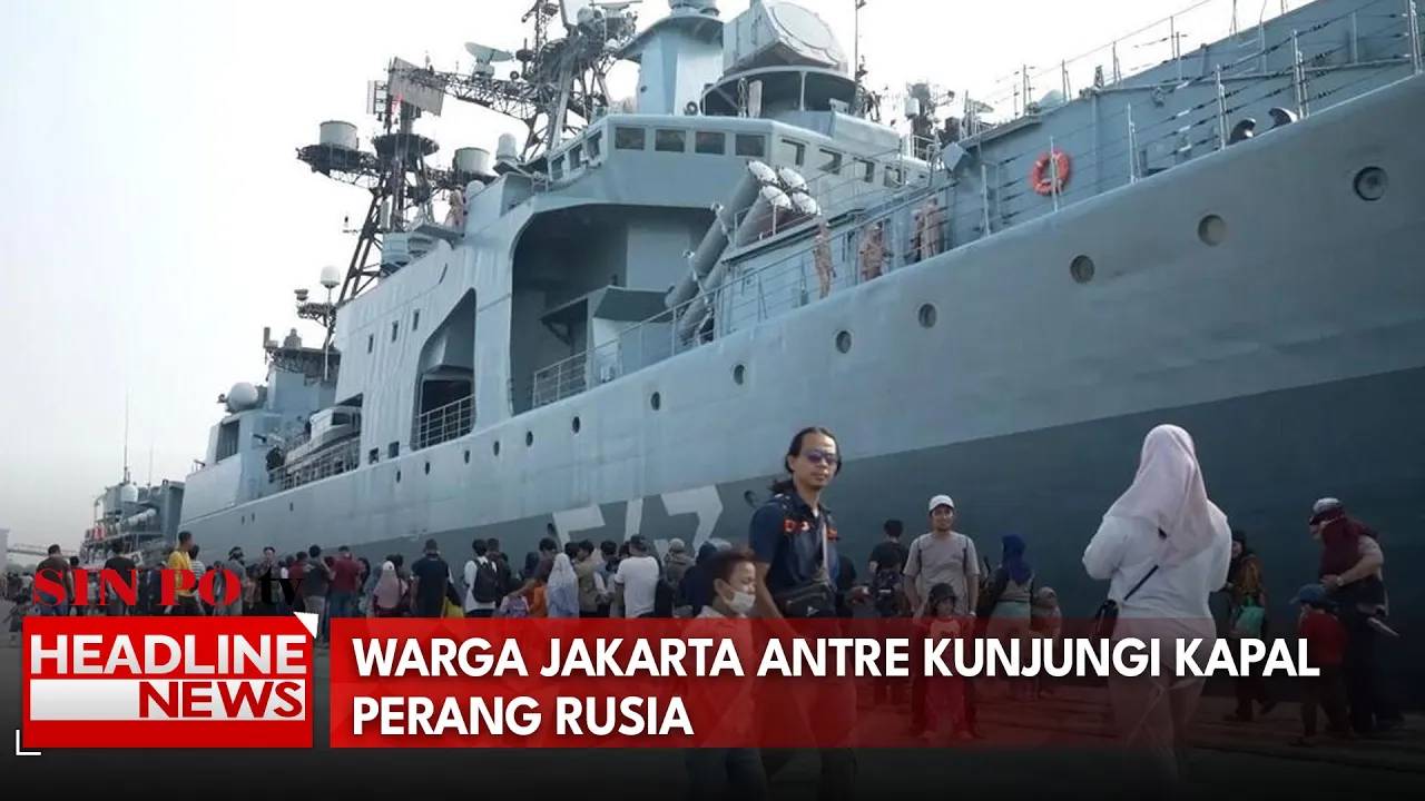 Warga Jakarta Antre Kunjungi Kapal Perang Rusia